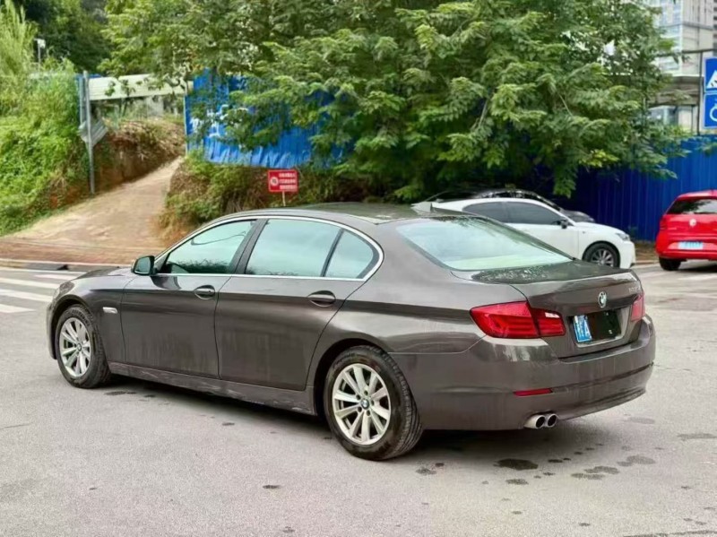 梧州12年宝马5系8