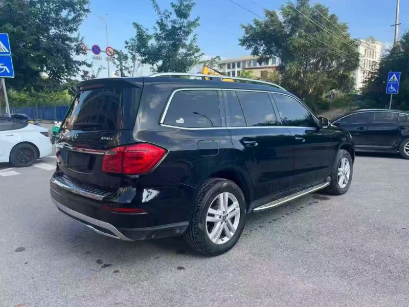 梧州15年奔驰GL8