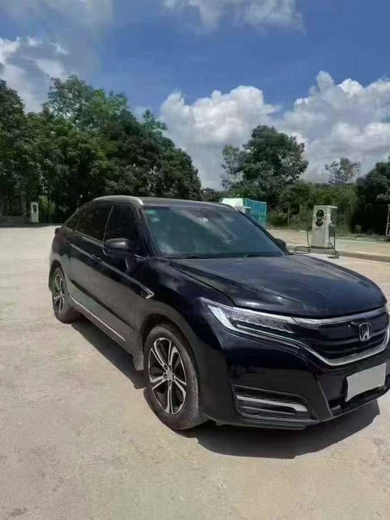 玉林18年本田URV2