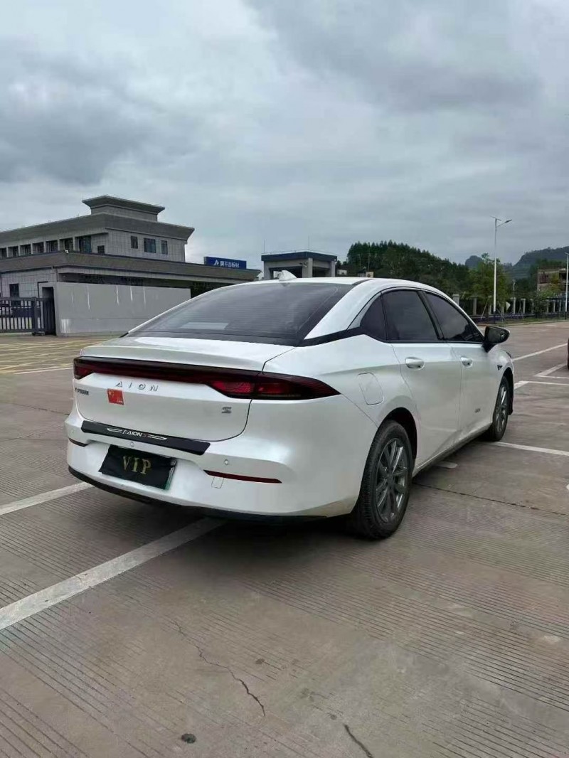 桂林24年传祺埃安S8