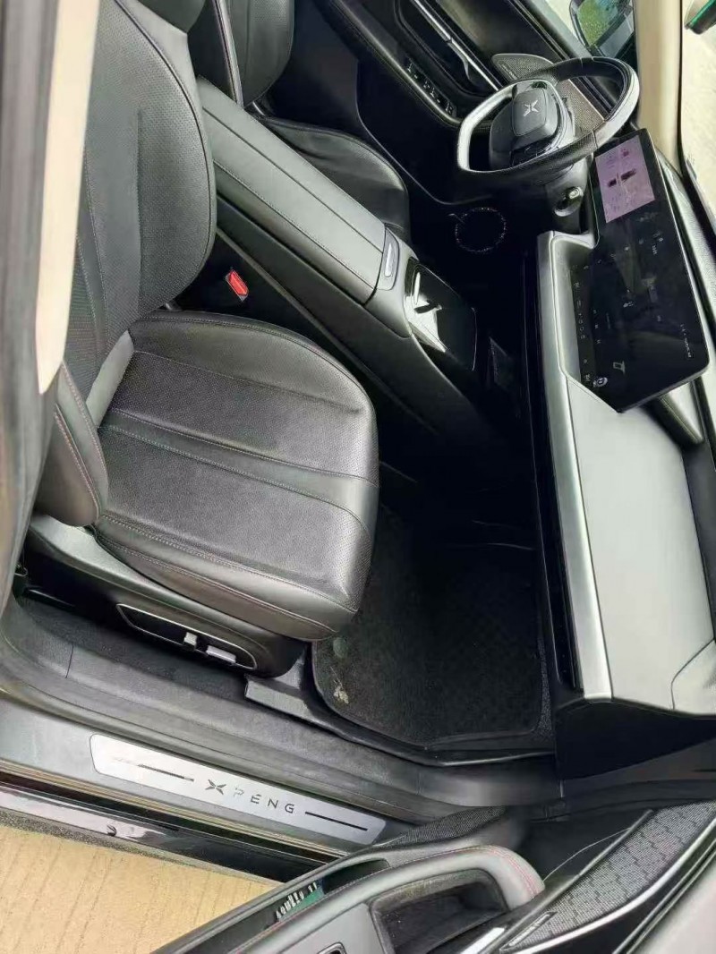 梧州20年小鹏汽车p76