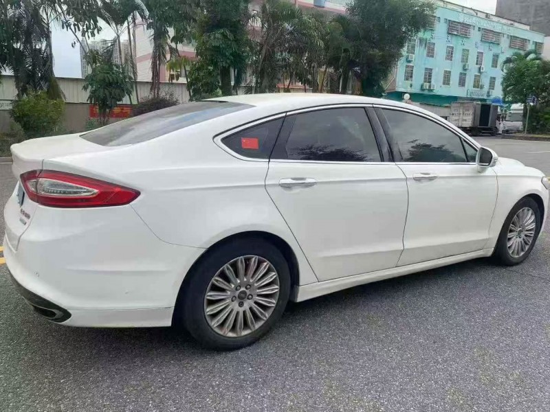 汕头16年福特蒙迪欧8