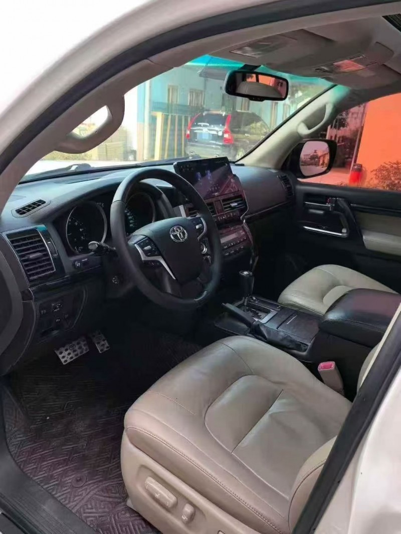 枣庄11年丰田兰德酷路泽4