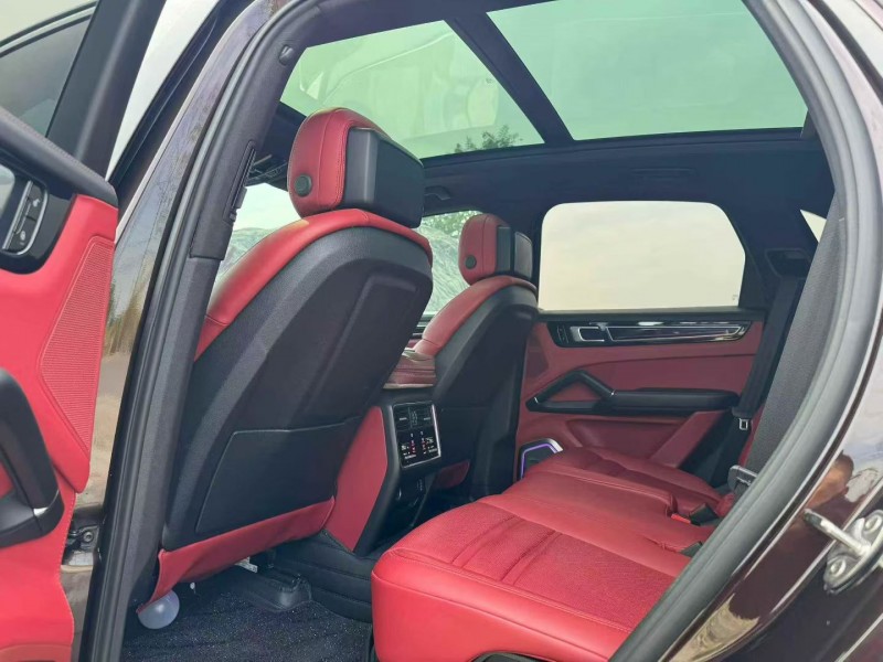 邯郸18年保时捷卡宴4