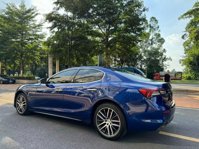 珠海21年玛莎拉蒂Ghibli8