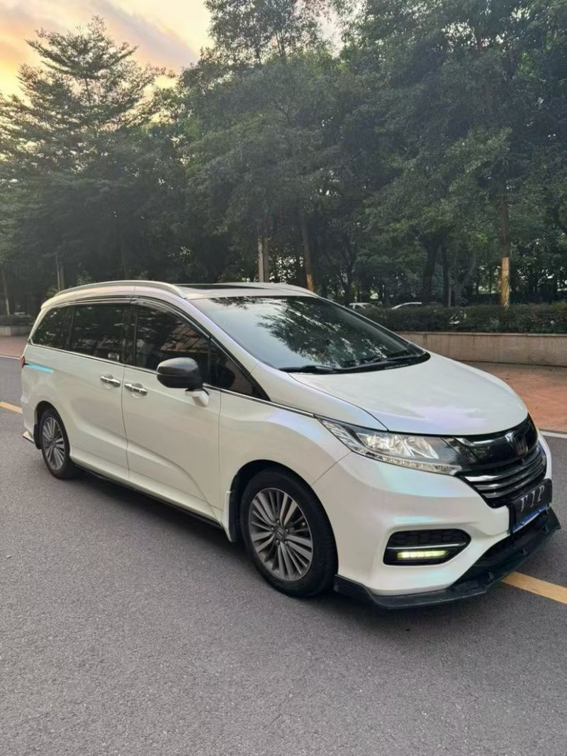 珠海18年本田奥德赛3