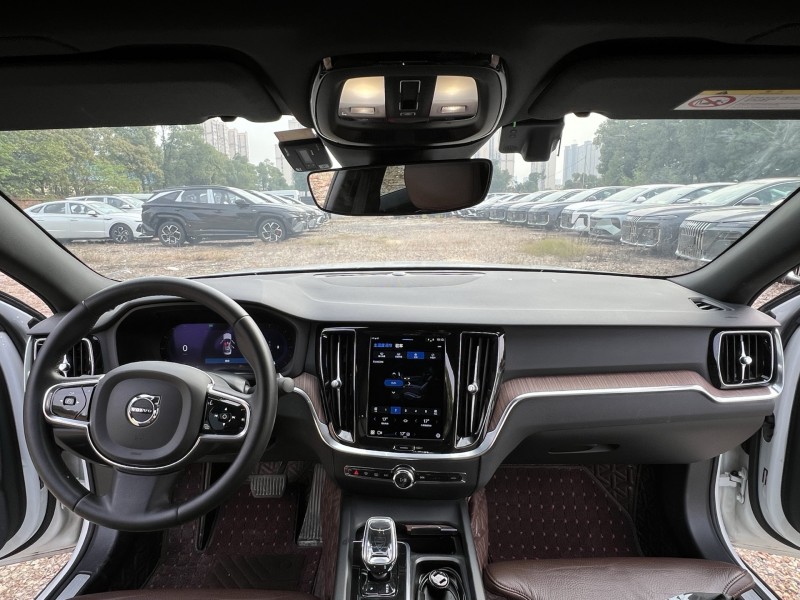 岳阳22年沃尔沃S60L3