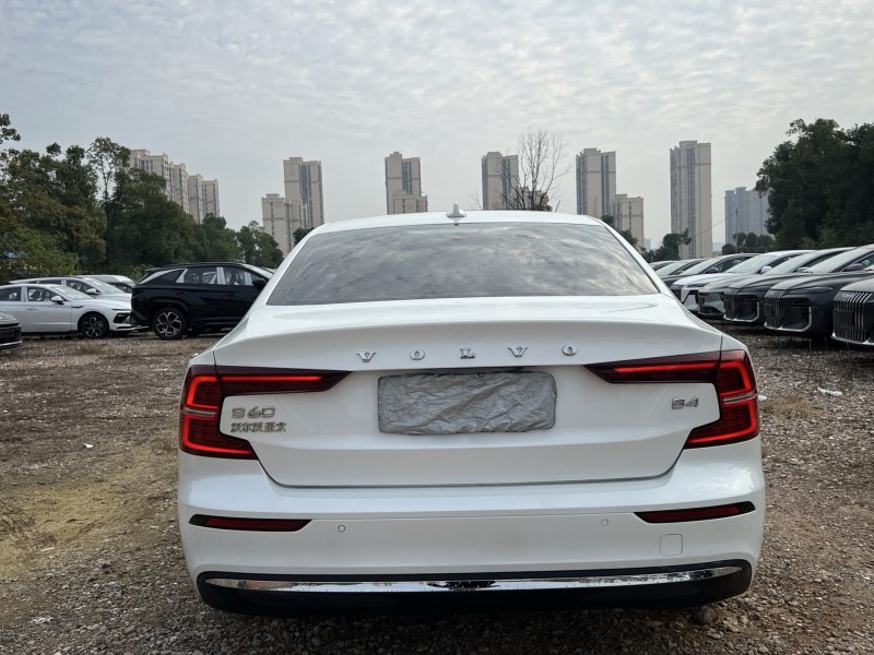 岳阳22年沃尔沃S60L9