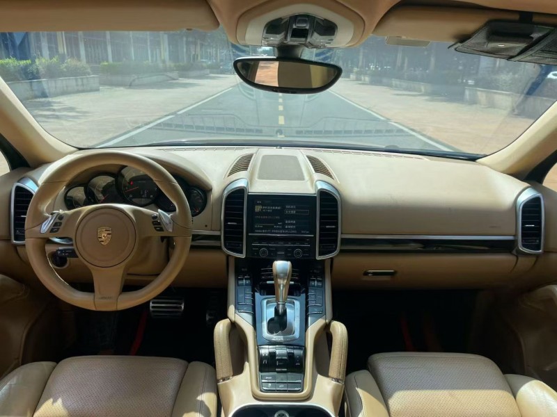 韶关13年保时捷卡宴4