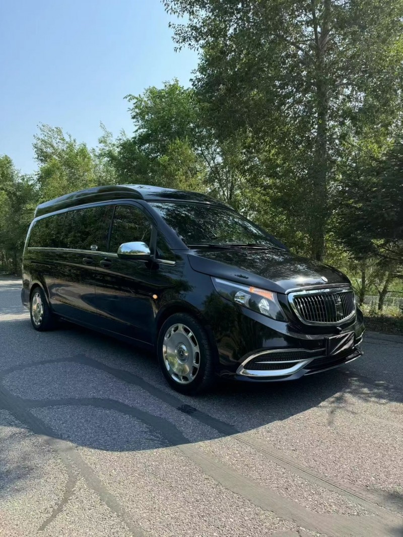 松原19年奔驰威霆3