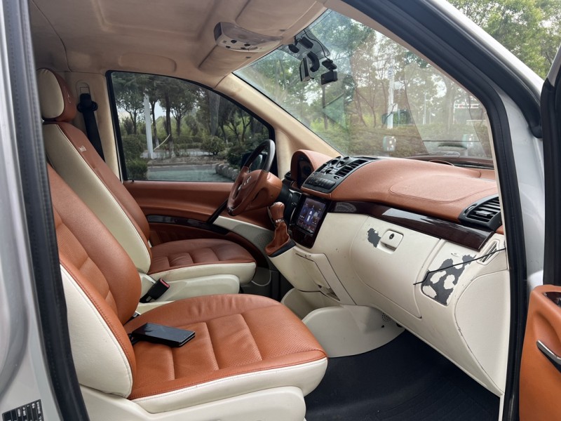 盐城14年奔驰威霆6