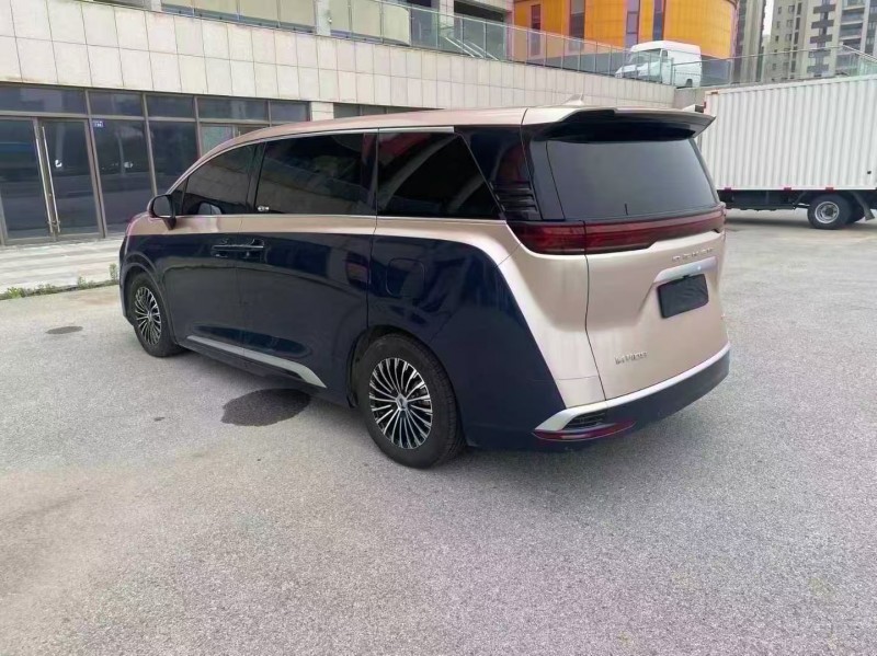 青岛23年腾势D98