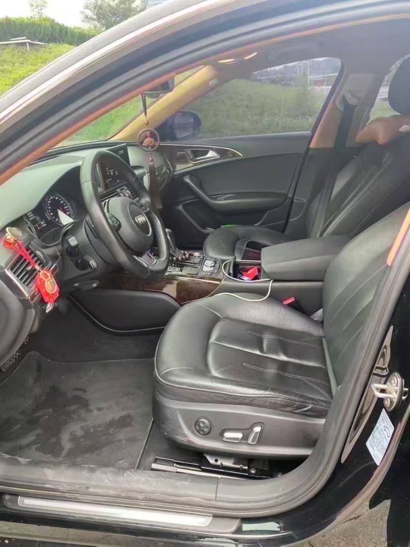 青岛17年奥迪A6L4