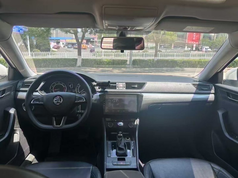 青岛22年斯柯达速派6