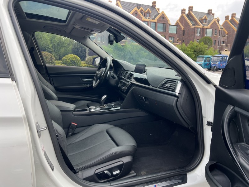 盐城18年宝马3系6