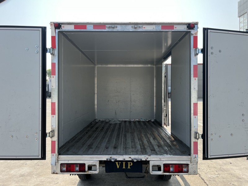 盐城22年金杯汽车阁瑞斯6