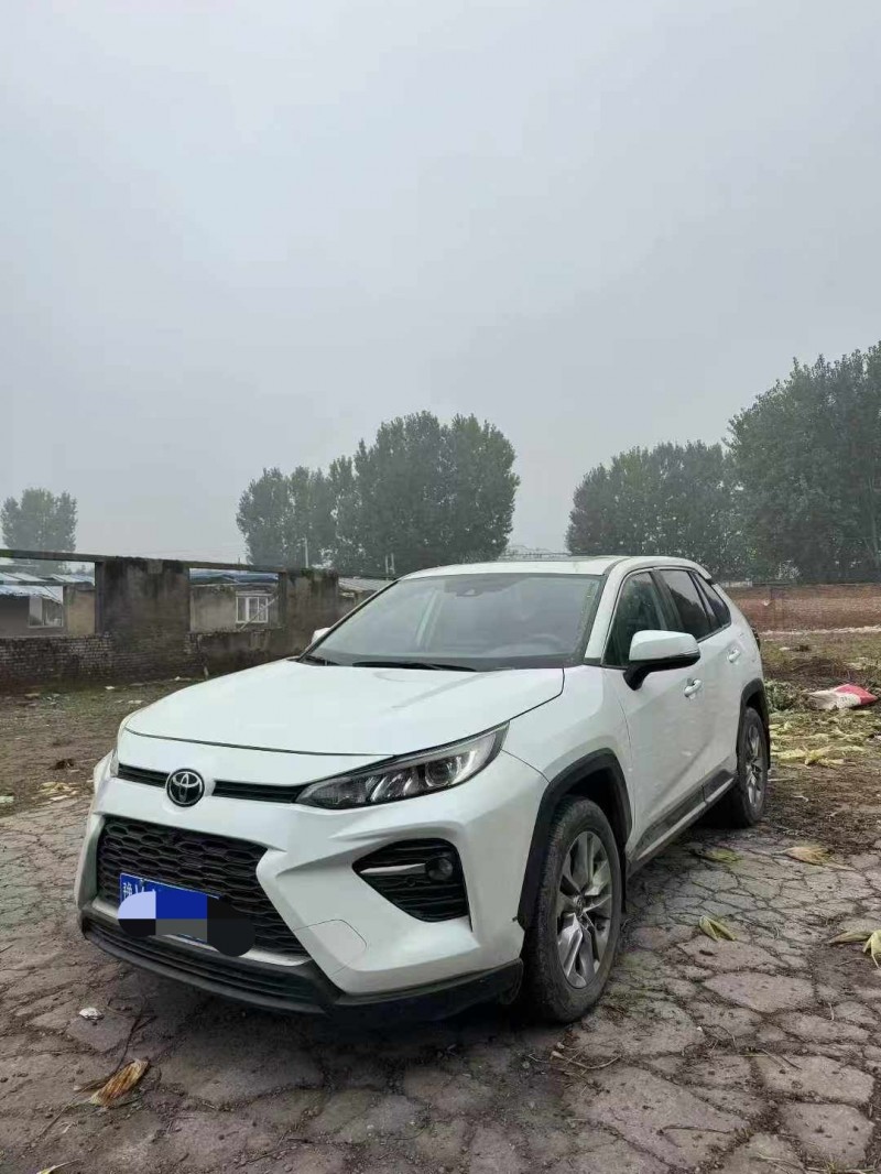 鹤壁22年丰田威兰达3