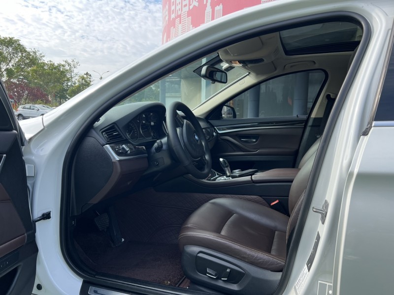 盐城15年宝马5系4