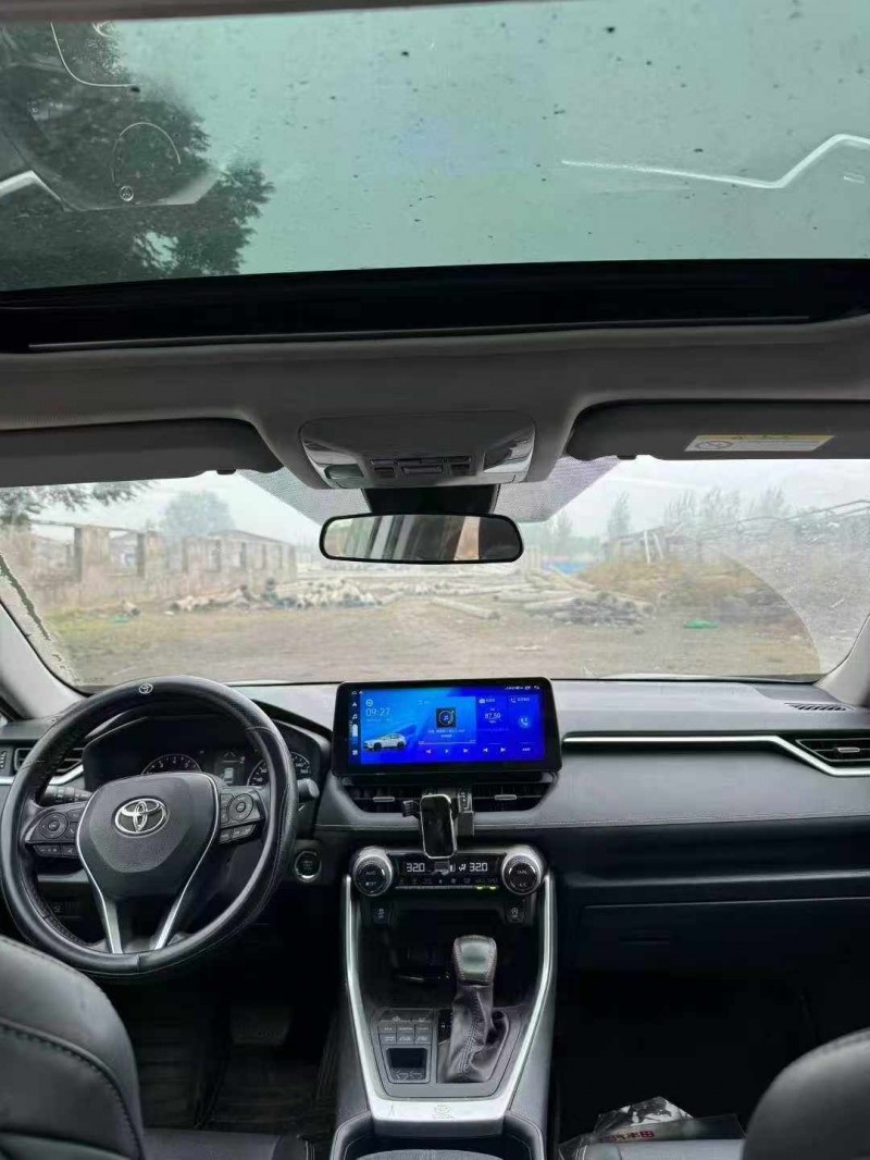 鹤壁22年丰田威兰达7
