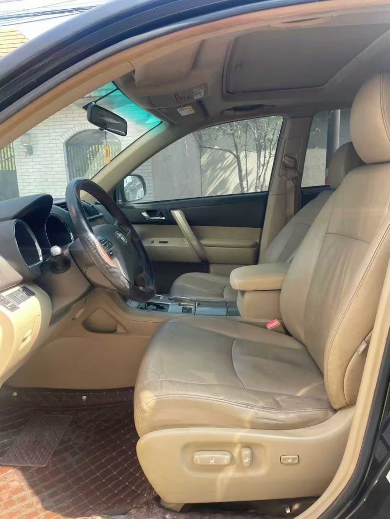 洛阳13年丰田汉兰达5