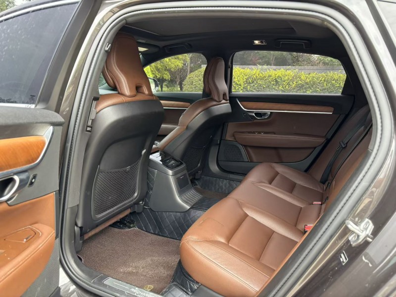 青岛21年沃尔沃S905