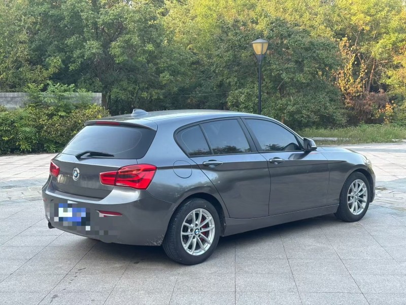 青岛19年宝马1系7