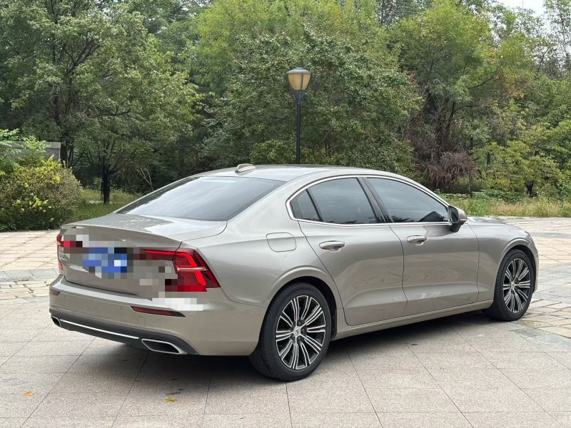 青岛21年沃尔沃S60L7