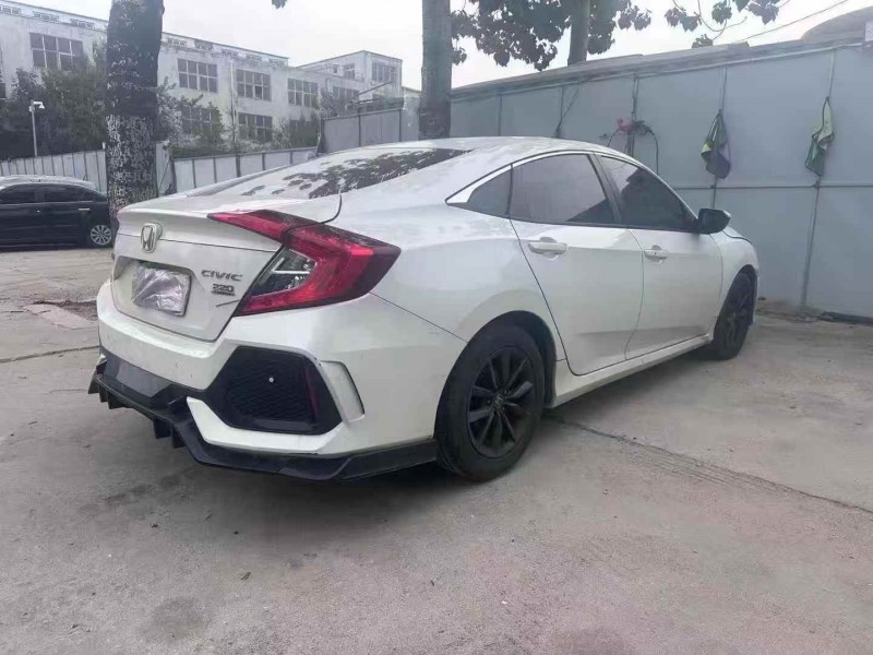 青岛19年本田思域3