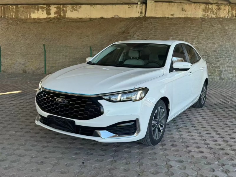 松原22年福特福睿斯3