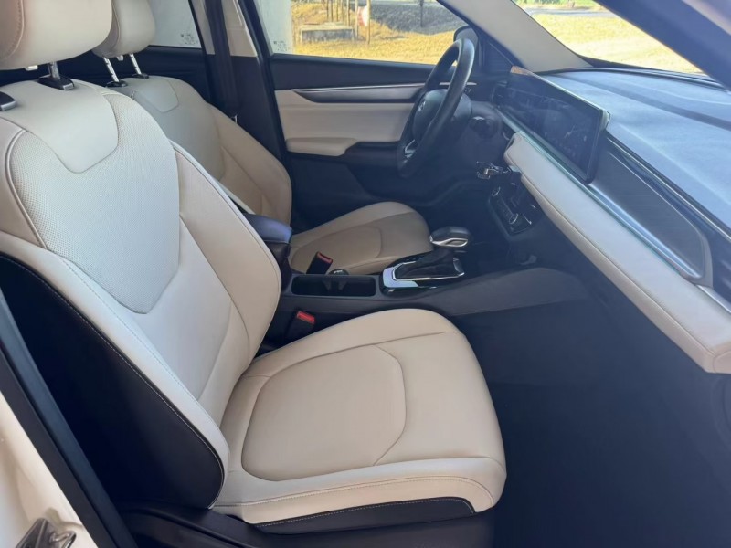 松原22年福特福睿斯4