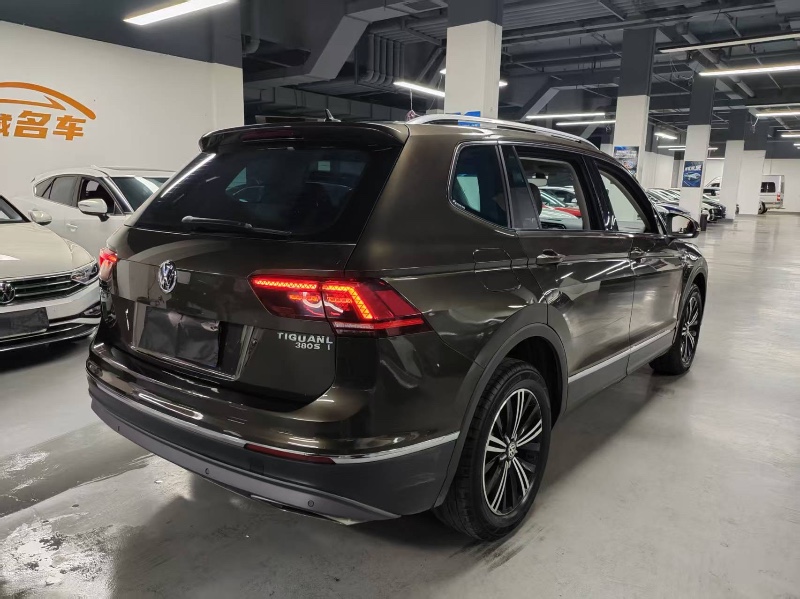 曲靖18年大众途观9