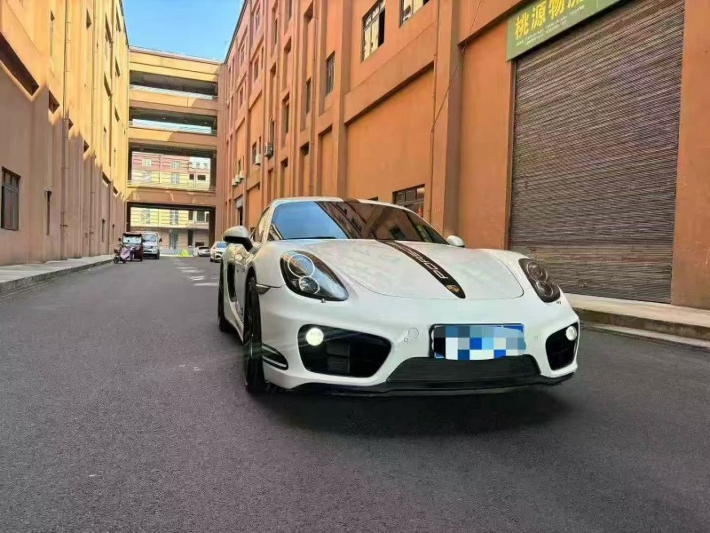 重庆14年保时捷卡曼3