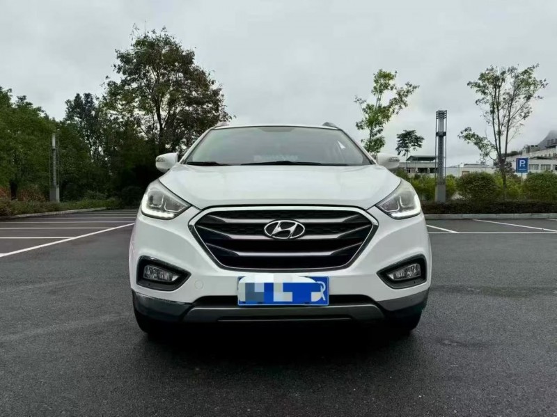 重庆16年现代ix351