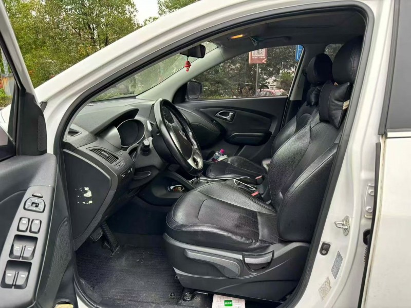 重庆16年现代ix354