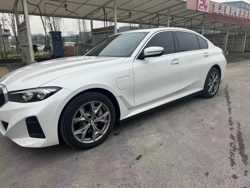 广州25年宝马i33