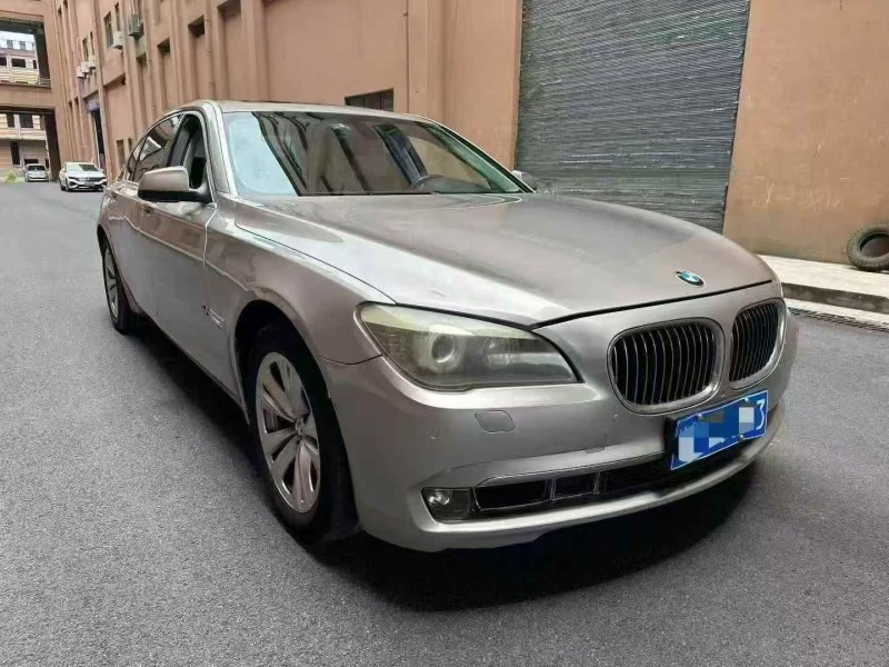 重庆13年宝马7系3