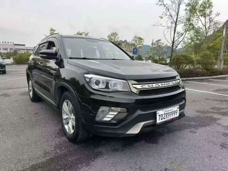 重庆16年长安汽车CS753