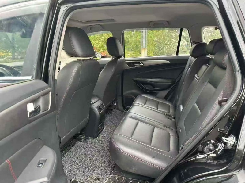 重庆16年长安汽车CS756