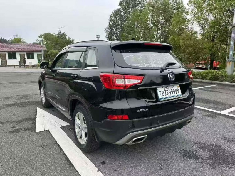 重庆16年长安汽车CS757