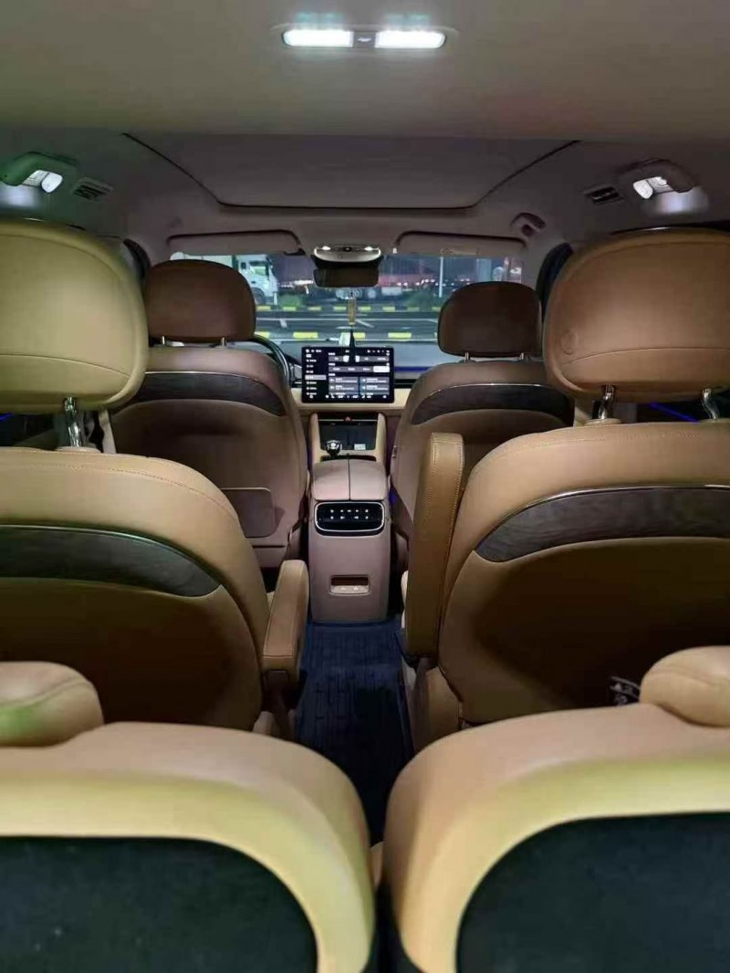 重庆22年华为智选问界7