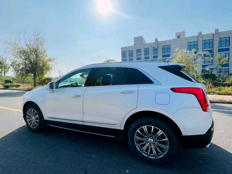 潍坊16年凯迪拉克XT55