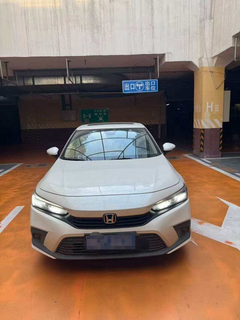 呼和浩特23年本田思域1