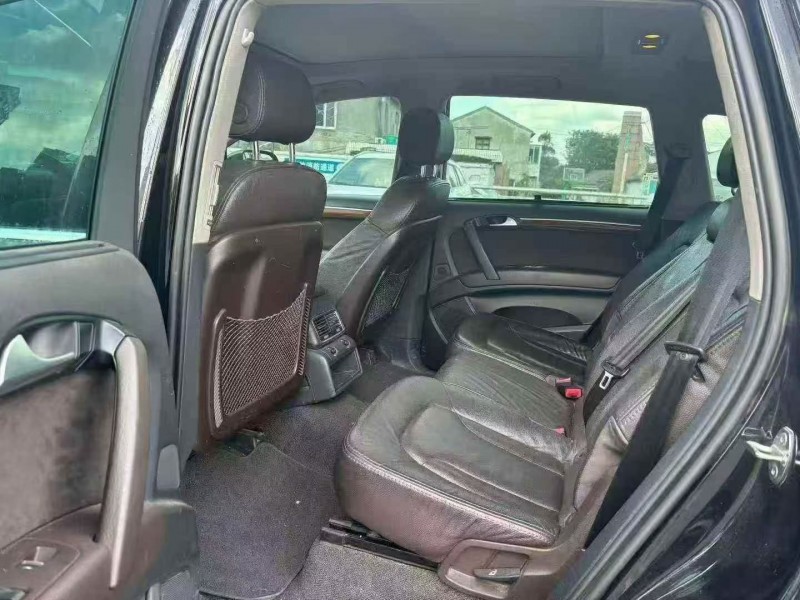 温州15年奥迪Q76