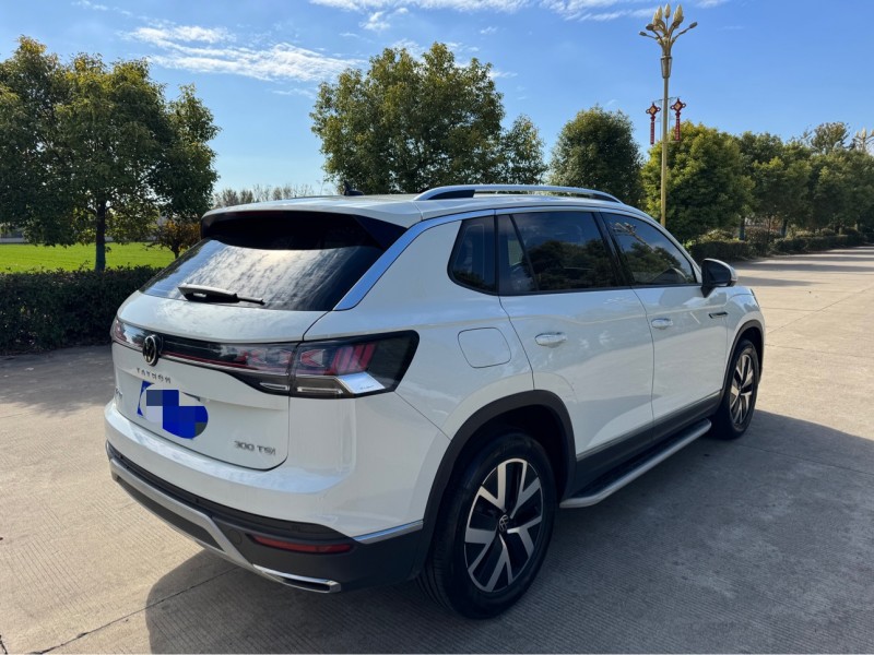 盐城25年大众探岳4