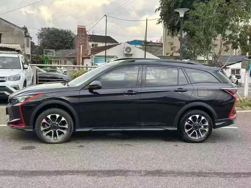 湖州22年东风奕炫3