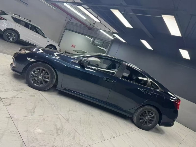 成都21年本田思域3