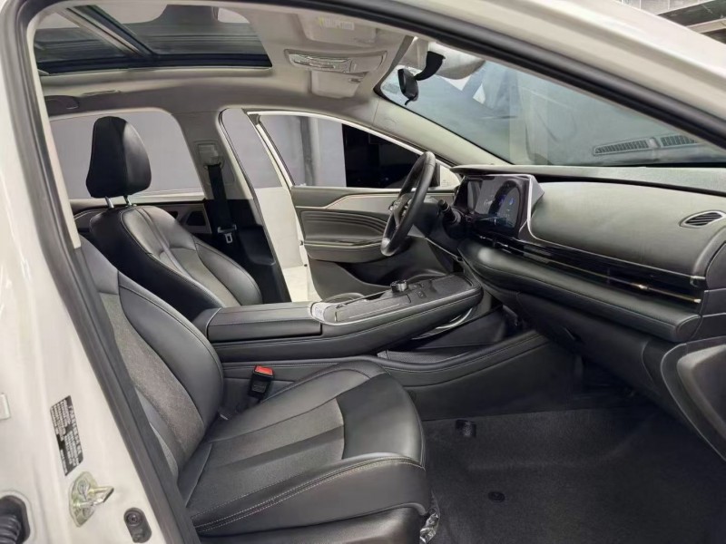 成都24年传祺埃安S4