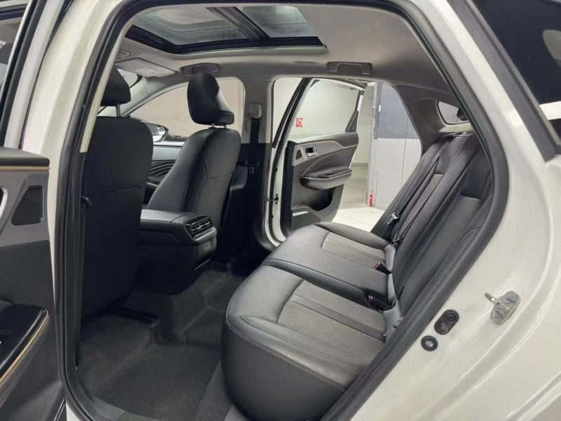 成都24年传祺埃安S6