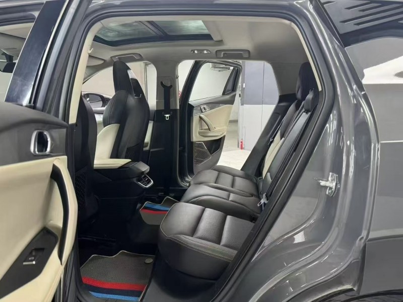 成都21年领克066