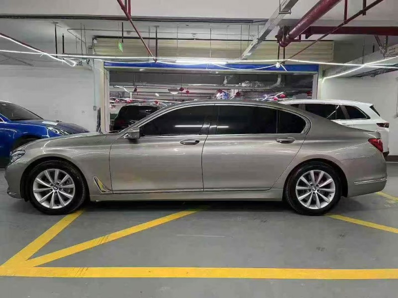 深圳16年宝马7系7